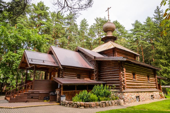 Дубна. Смоленская церковь