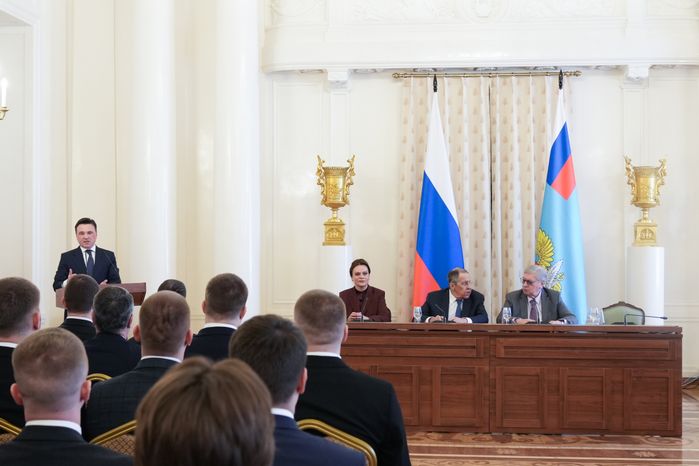 В МИДе вручили дипломы ветеранам СВО, прошедшим обучение для работы на госслужбе