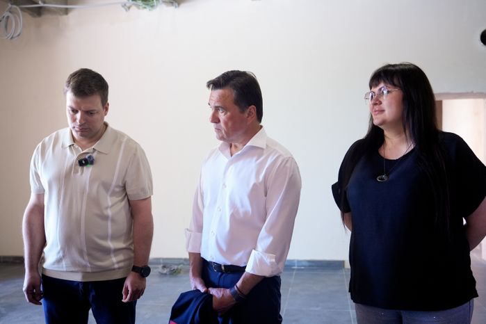 Андрей Воробьев проверил ход капремонта бывшего стационара Одинцовской областной больницы в с. Перхушково