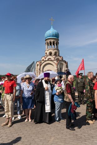 Перезахоронение солдат ВОВ в деревне Ельня