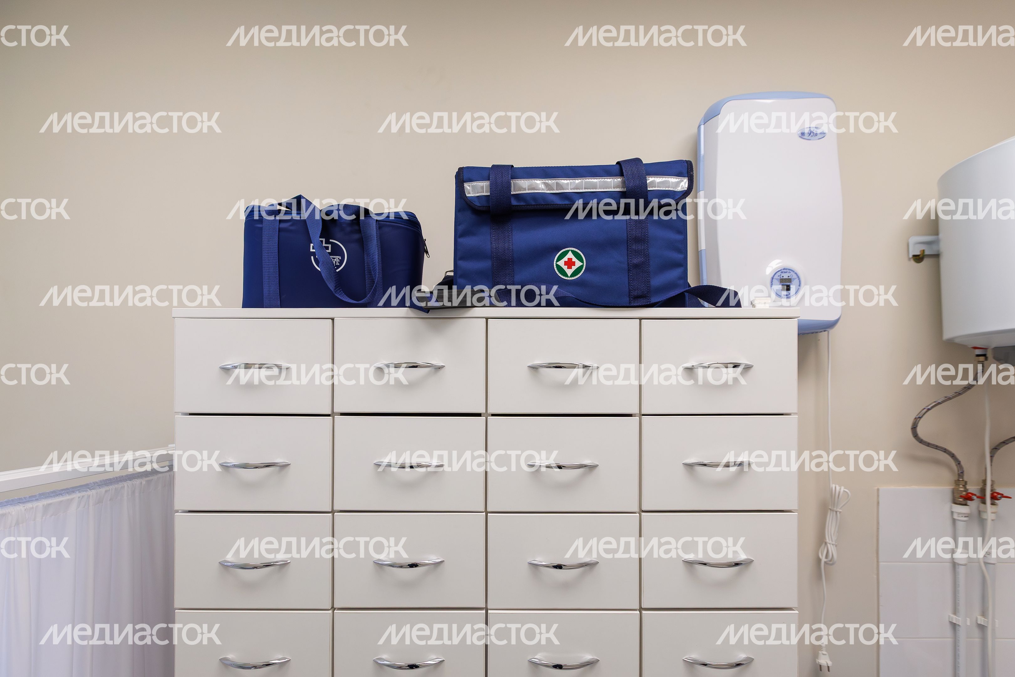 Медицинский кабинет в новом детском саду «Островок» в Мытищах