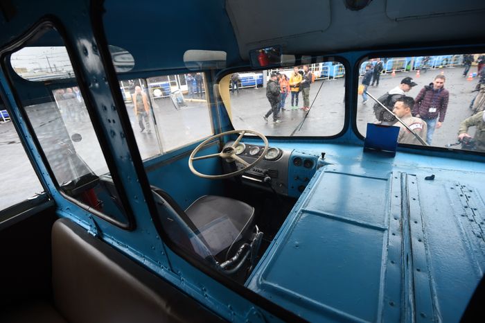 Выставка ретротехники ко Дню московского транспорта