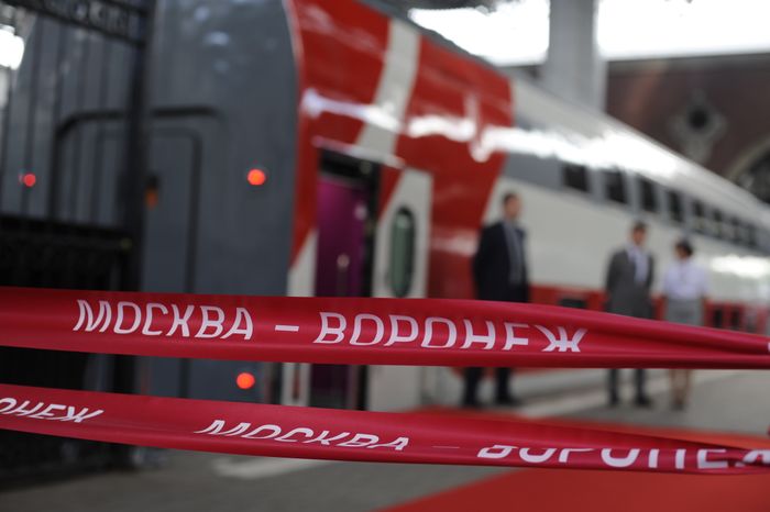 Двухэтажный поезд Москва – Воронеж отправился в первый рейс