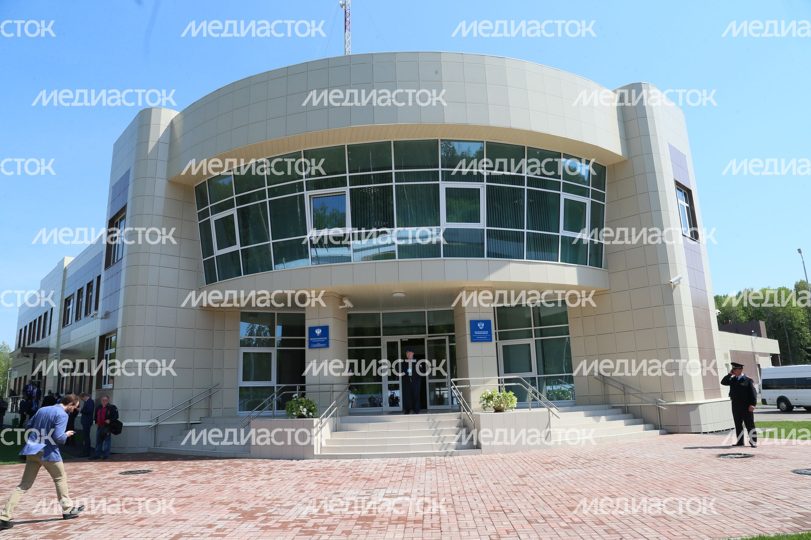 А. Воробьев открыл центр обработки данных в Дубне