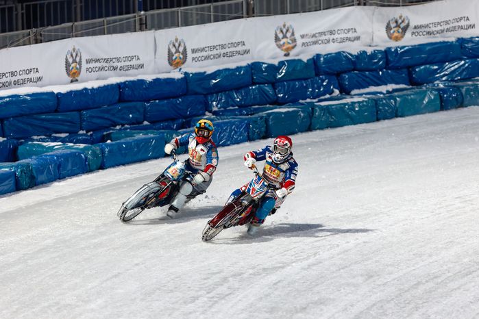 Чемпионат России по мотогонкам на льду в Красногорске