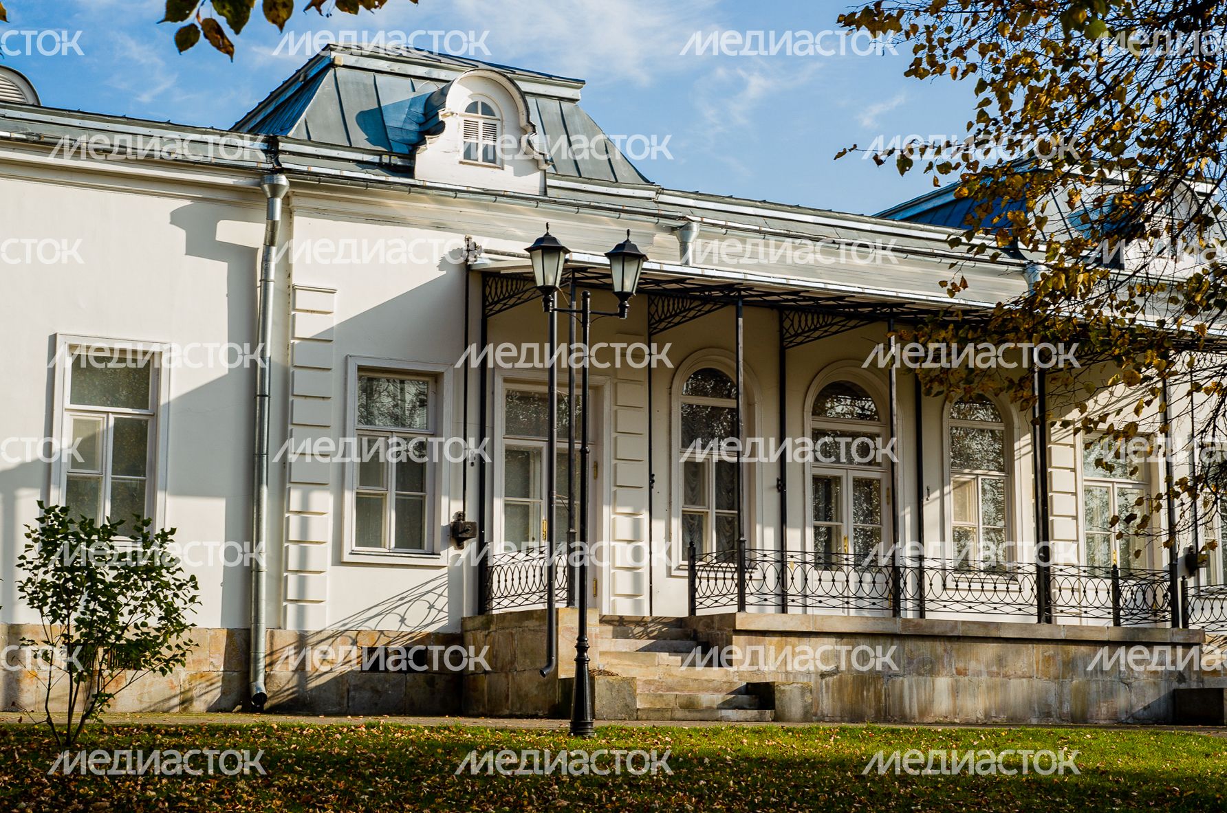Осенние виды Усадьбы Лыткарино-Чернышевых