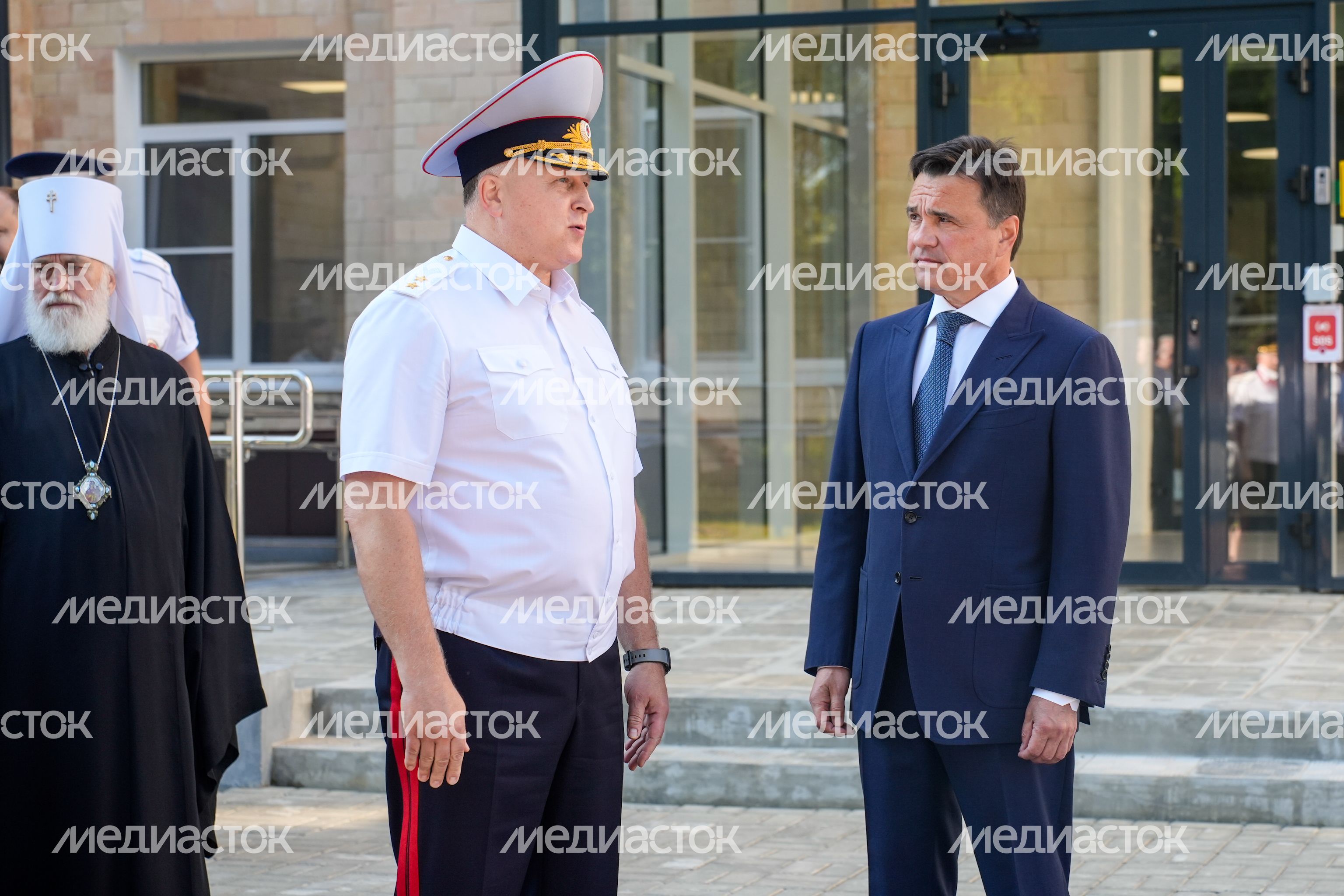 Андрей Воробьев поздравил сотрудников ГИБДД с профессиональным праздником
