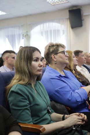 С праздником труда поздравили специалистов отрасли городского хозяйства Подмосковья