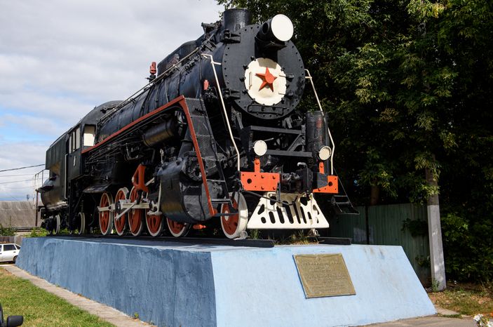 Коломна. Памятник "Паравозу Л-0012"