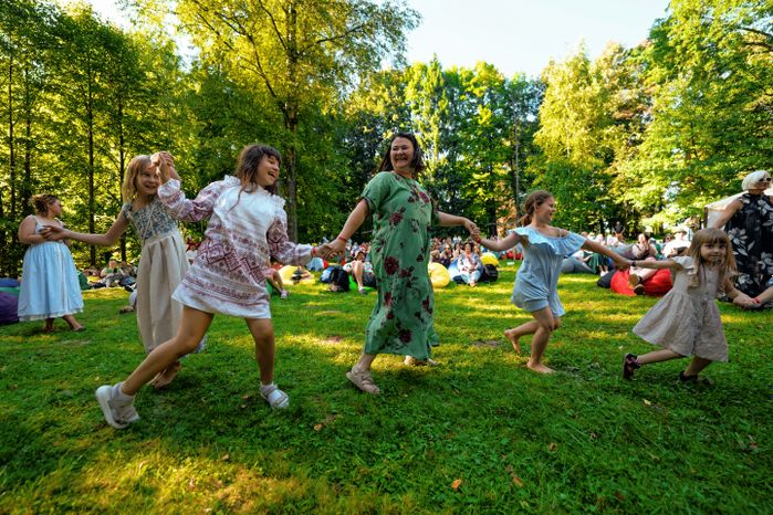 III музыкально-этнографический фестиваль "Поле Фолка" в Муранове