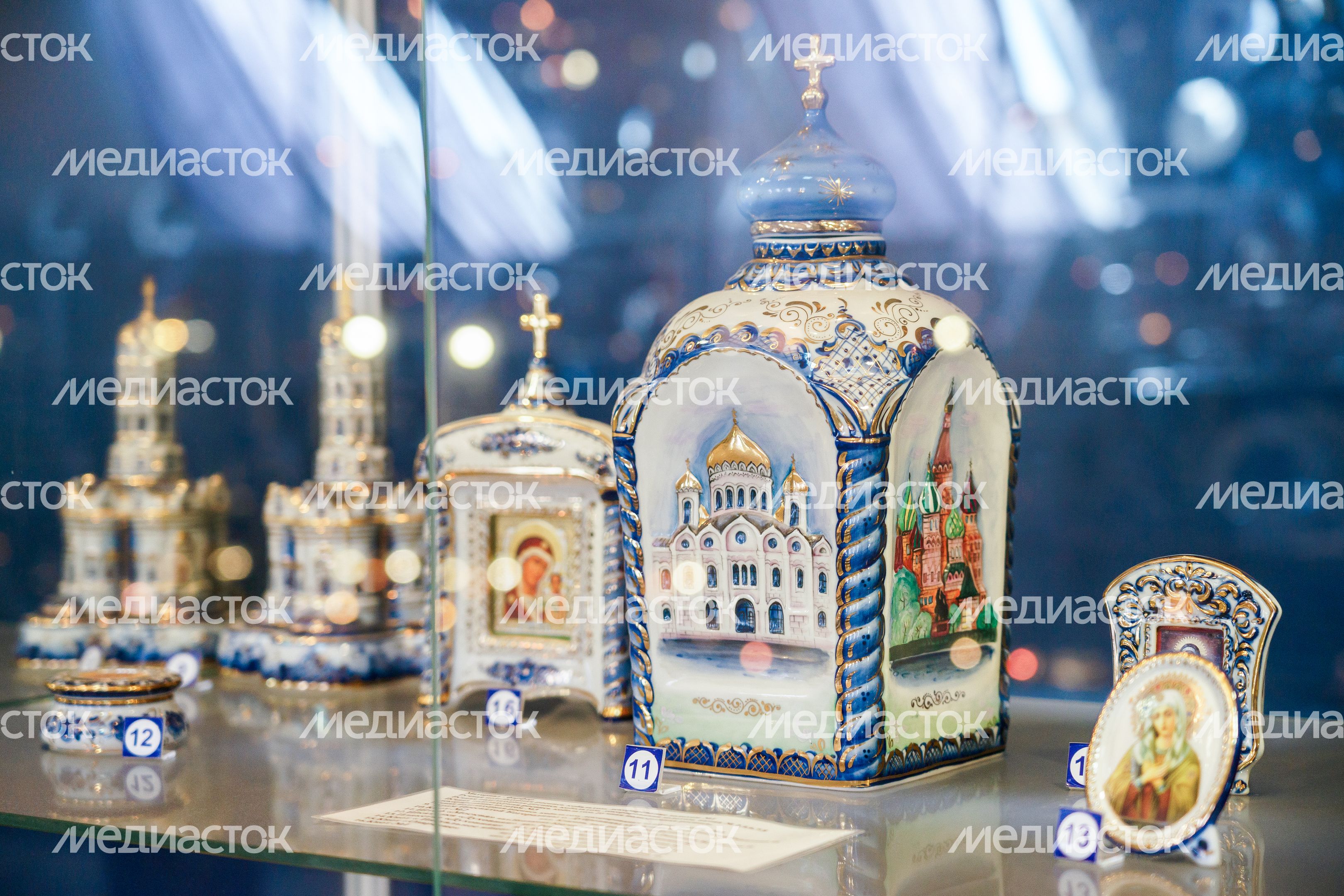 Гжельская фарфоровая мануфактура "Галактика и компания" в Раменском округе Гжельская фарфоровая мануфактура "Галактика и компания" в Раменском округе