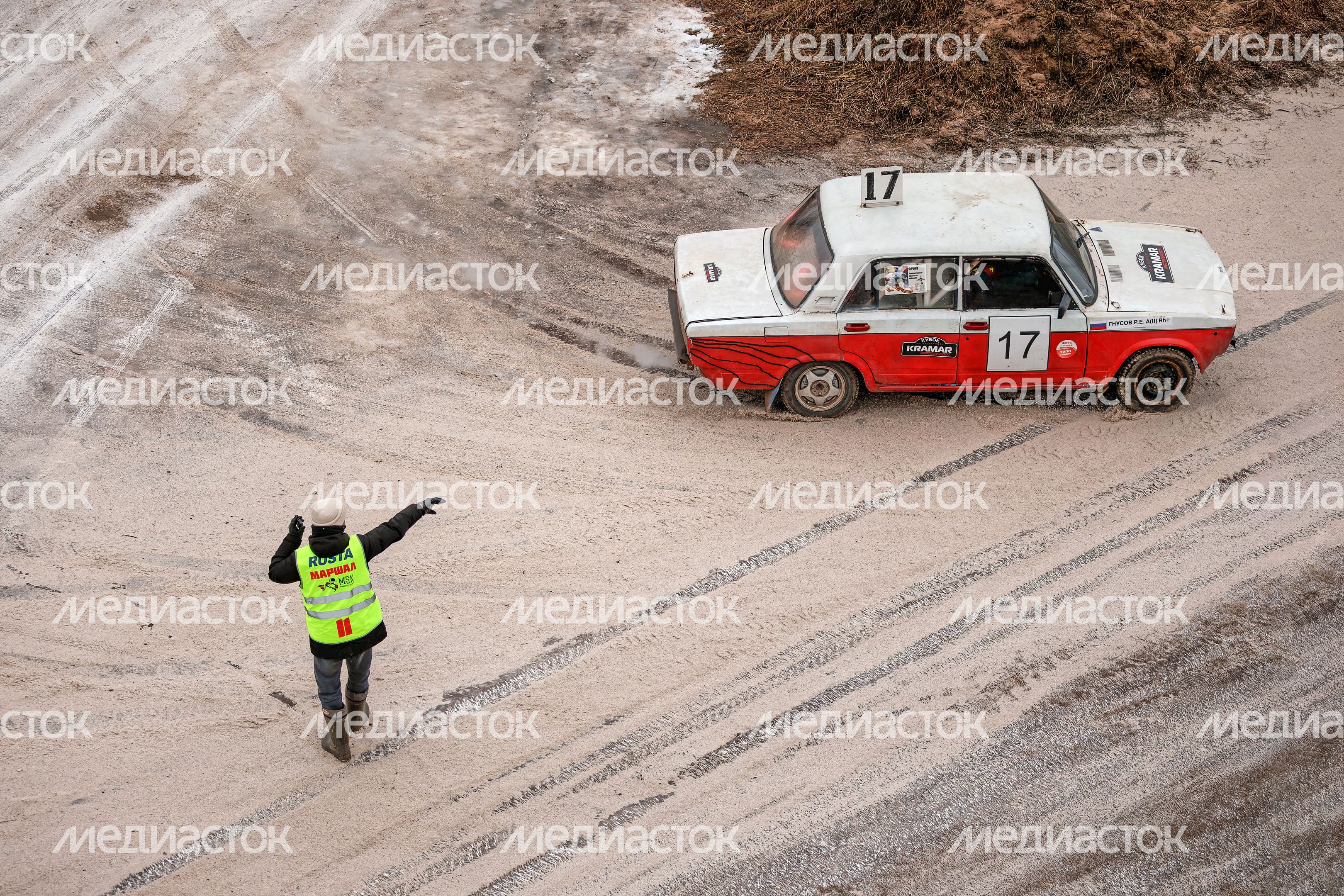 Гонки по кроссу на автомобилях и багги на Кубок Kramar Motorsport в Раменском округе Гонки по кроссу на автомобилях и багги на Кубок Kramar Motorsport в Раменском округе