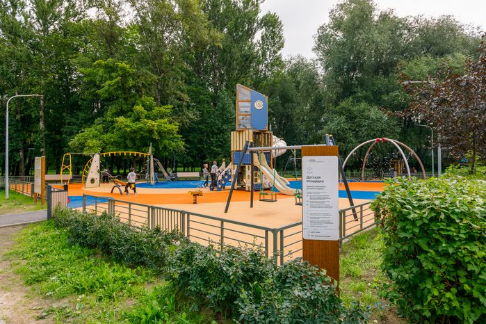 Парк "Фабричный пруд" в Реутове. Лето