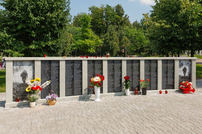 Памятник Героям СВО на улице Загорской в Дмитрове