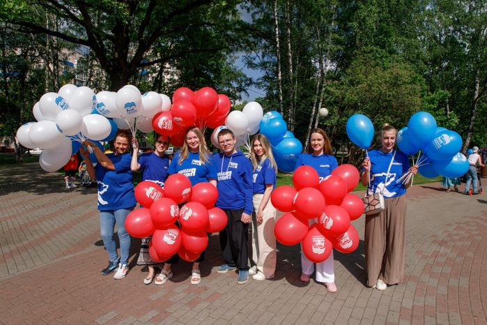 Парад колясок в сквере "Юбилейный" в Химках