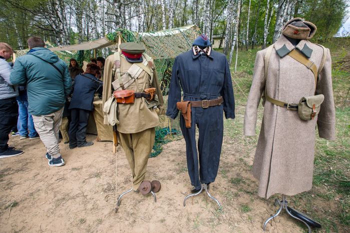 Военно-историческая реконструкция "Успех в единстве поколений" в Химках