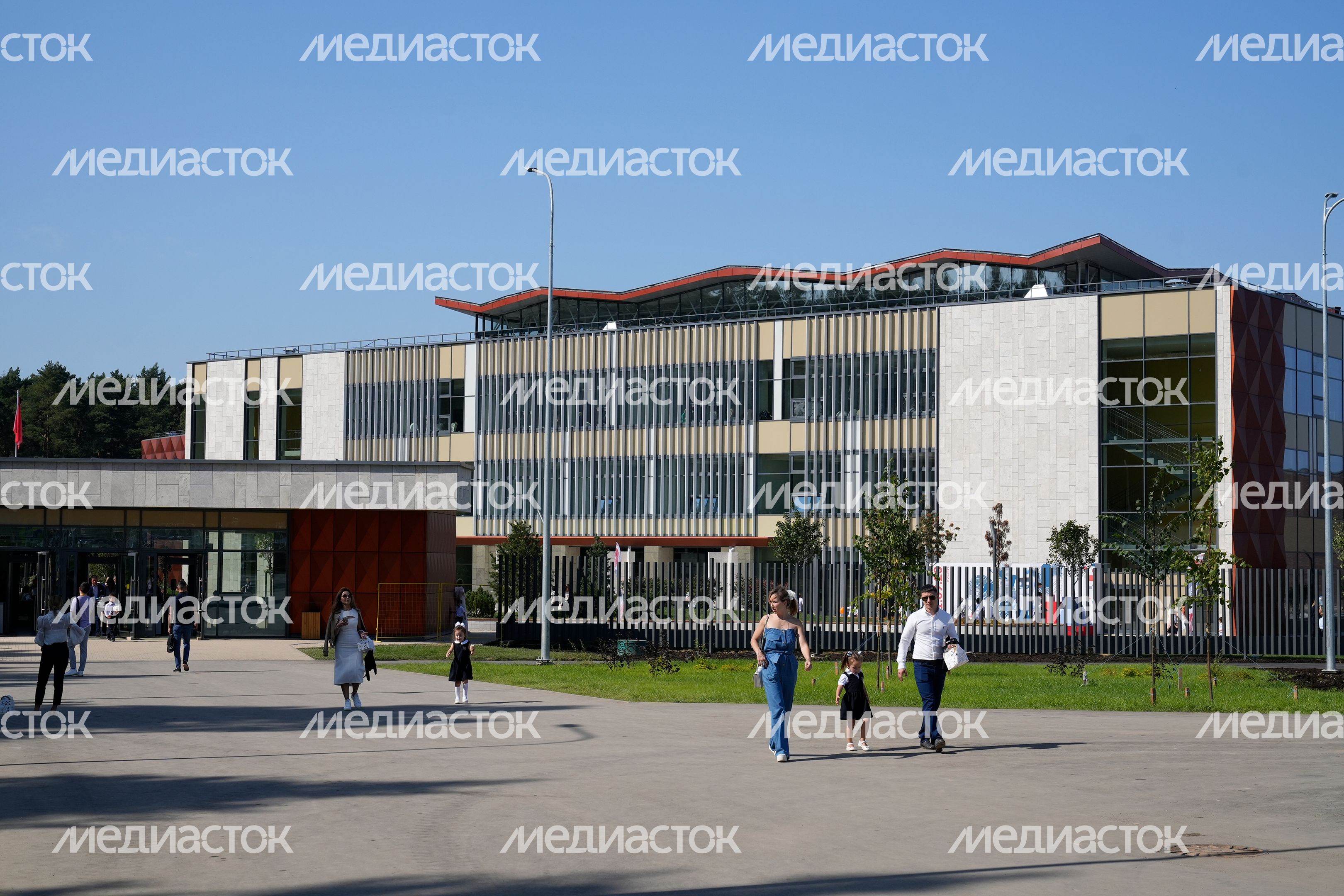 Посещение нового образовательного кластера на базе техлицея им. В.И. Долгих Губернатором Подмосковья