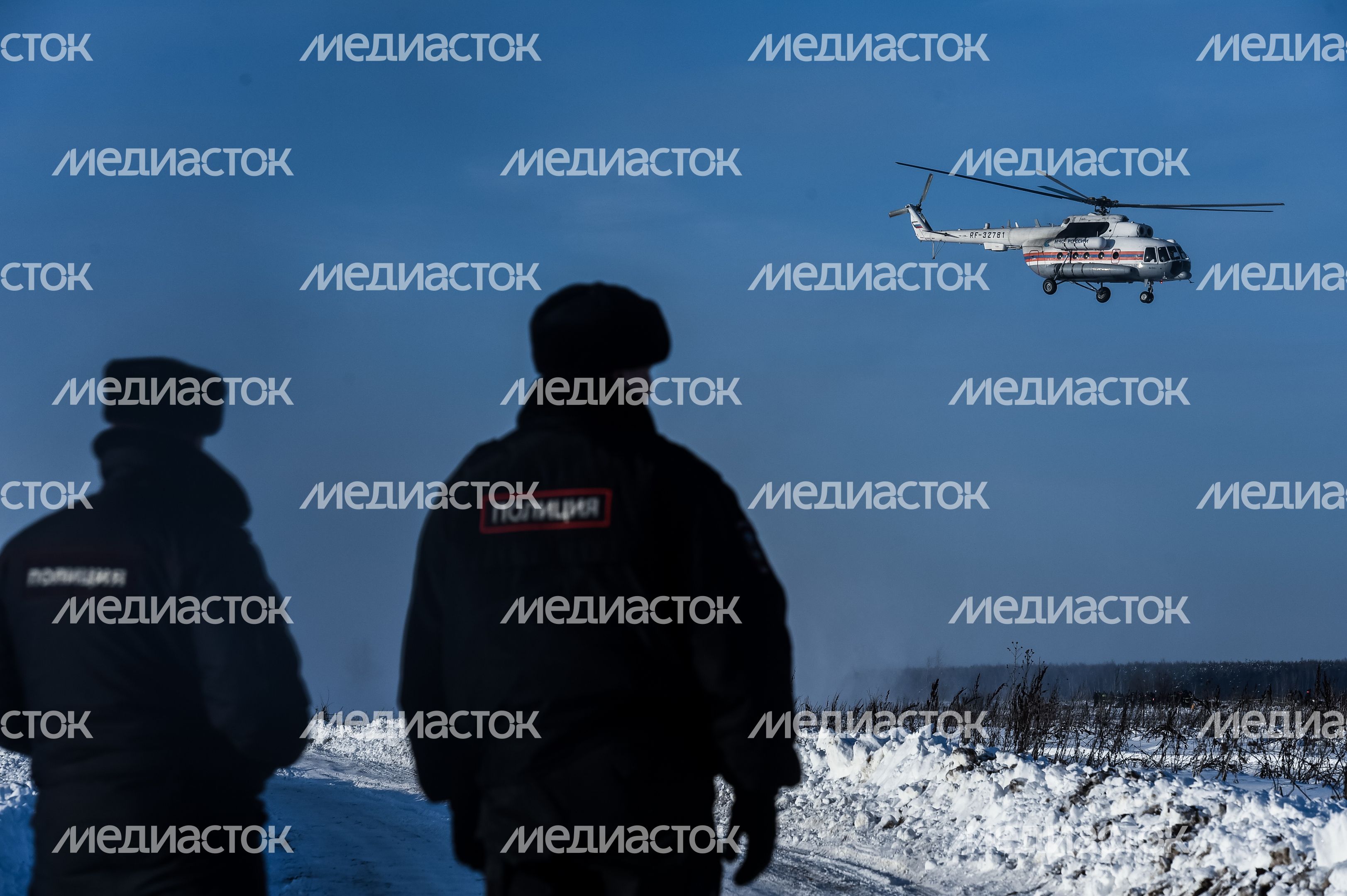 Работы на месте крушения самолета АН-148 в Подмосковье Работы на месте крушения самолета АН-148 в Подмосковье