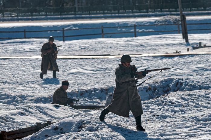 Военно-историческая реконструкция битвы за Сталинград у храма ВС РФ в Кубинке