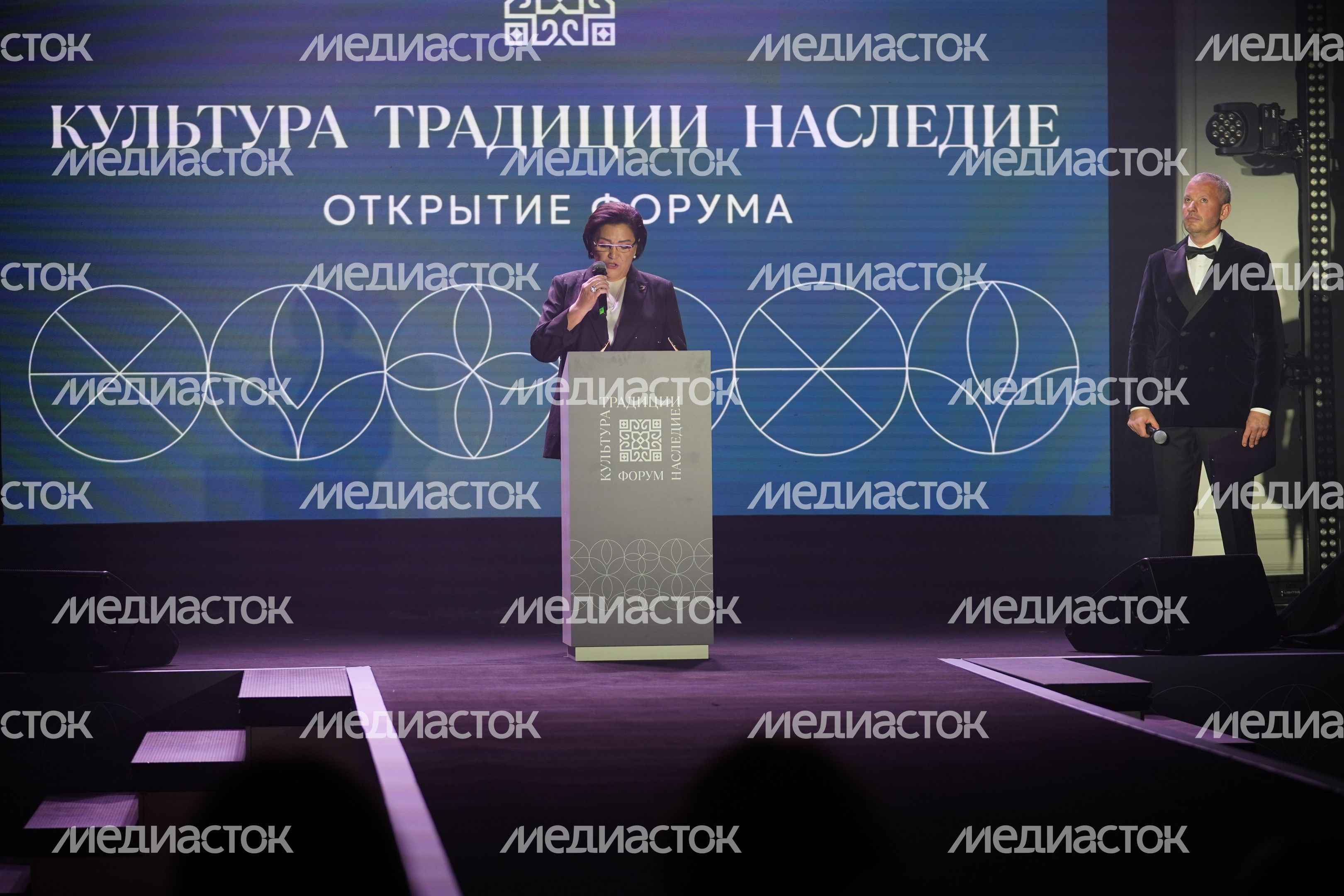 Первый российский форум "Культура. Традиции. Наследие" прошел в Москве Первый российский форум "Культура. Традиции. Наследие" прошел в Москве