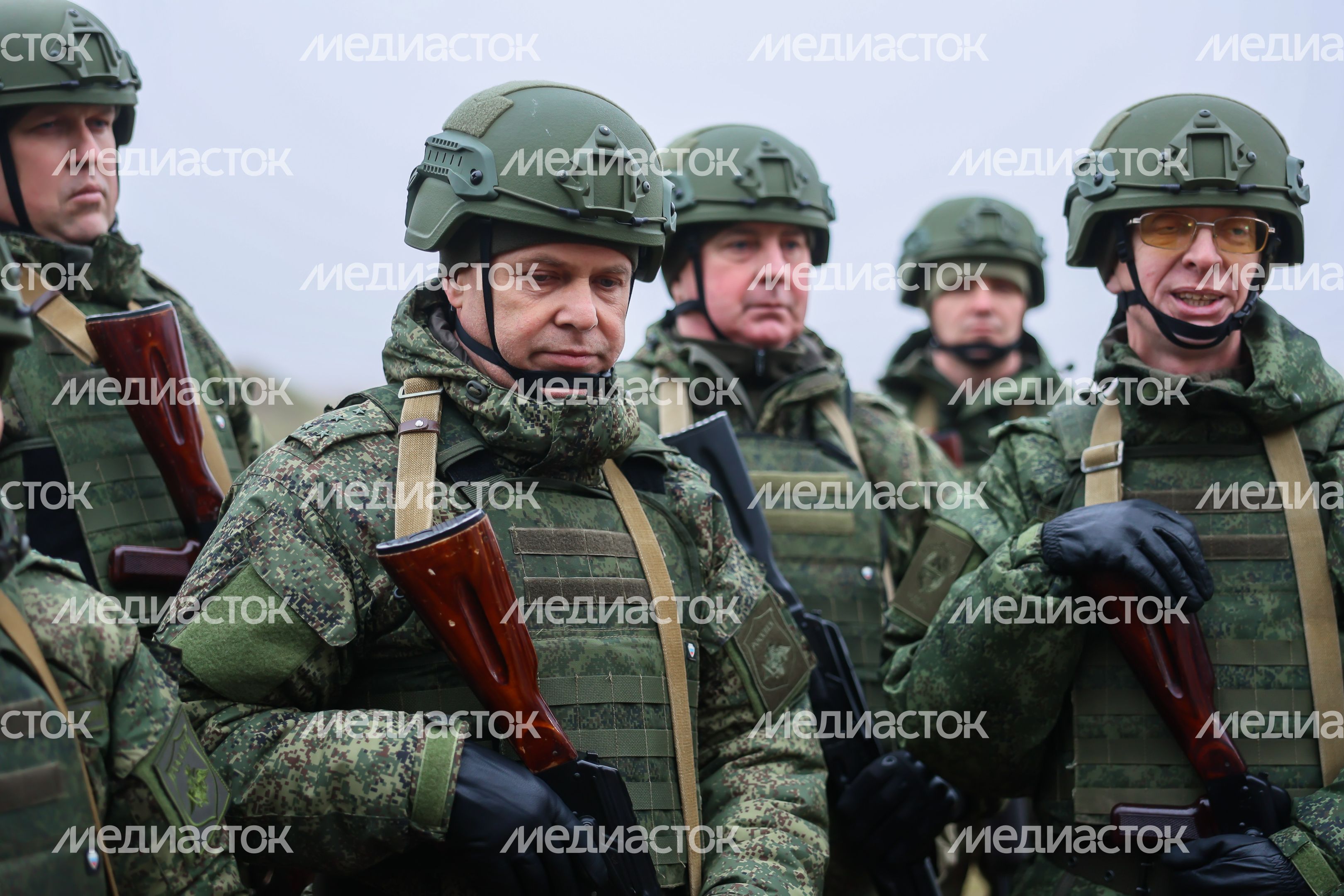 Встреча Губернатор Подмосковья с подразделением полка Московской области