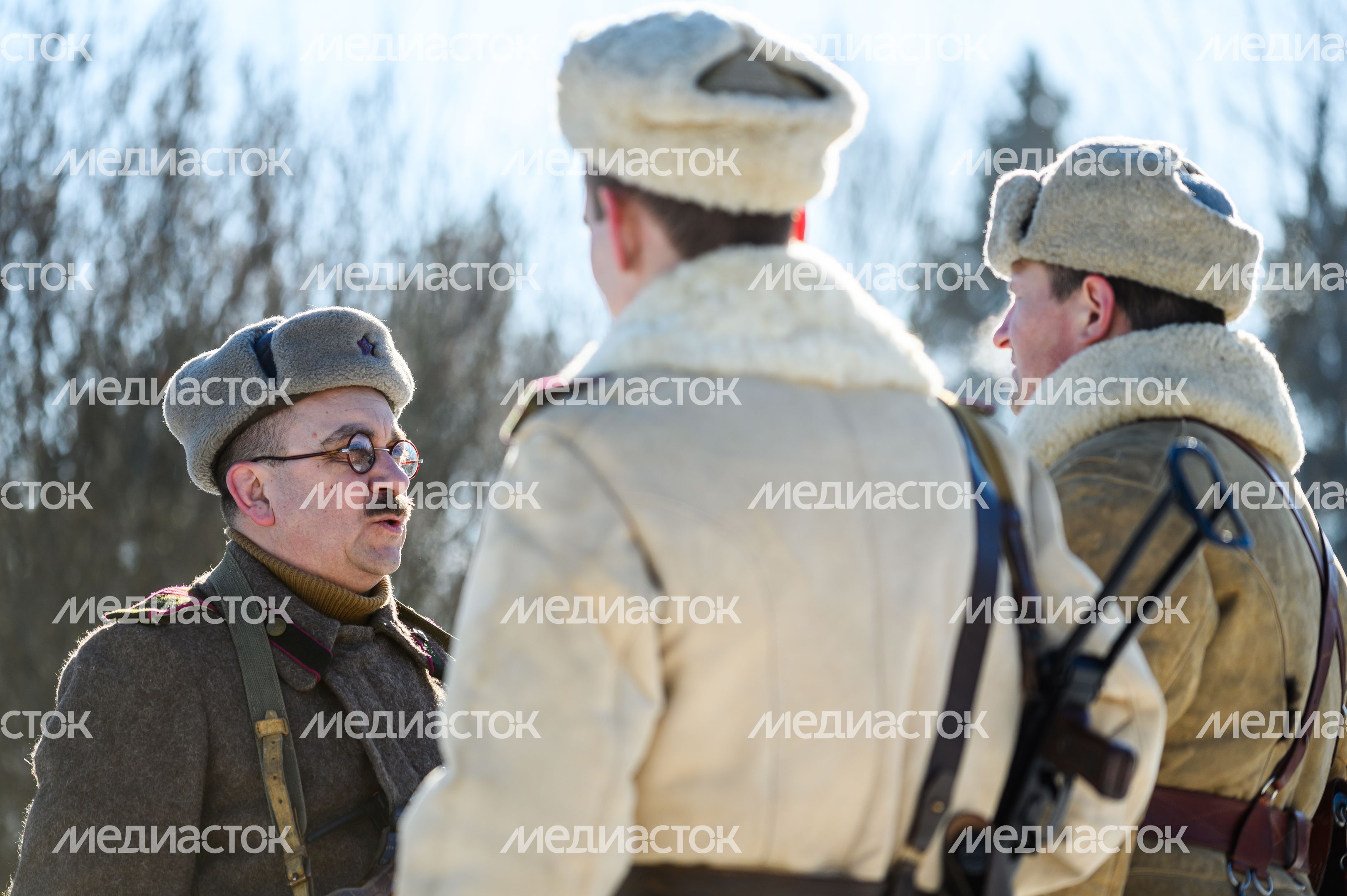 Военно-историческая реконструкция в музее танка Т-34 в Мытищах Военно-историческая реконструкция в музее танка Т-34 в Мытищах