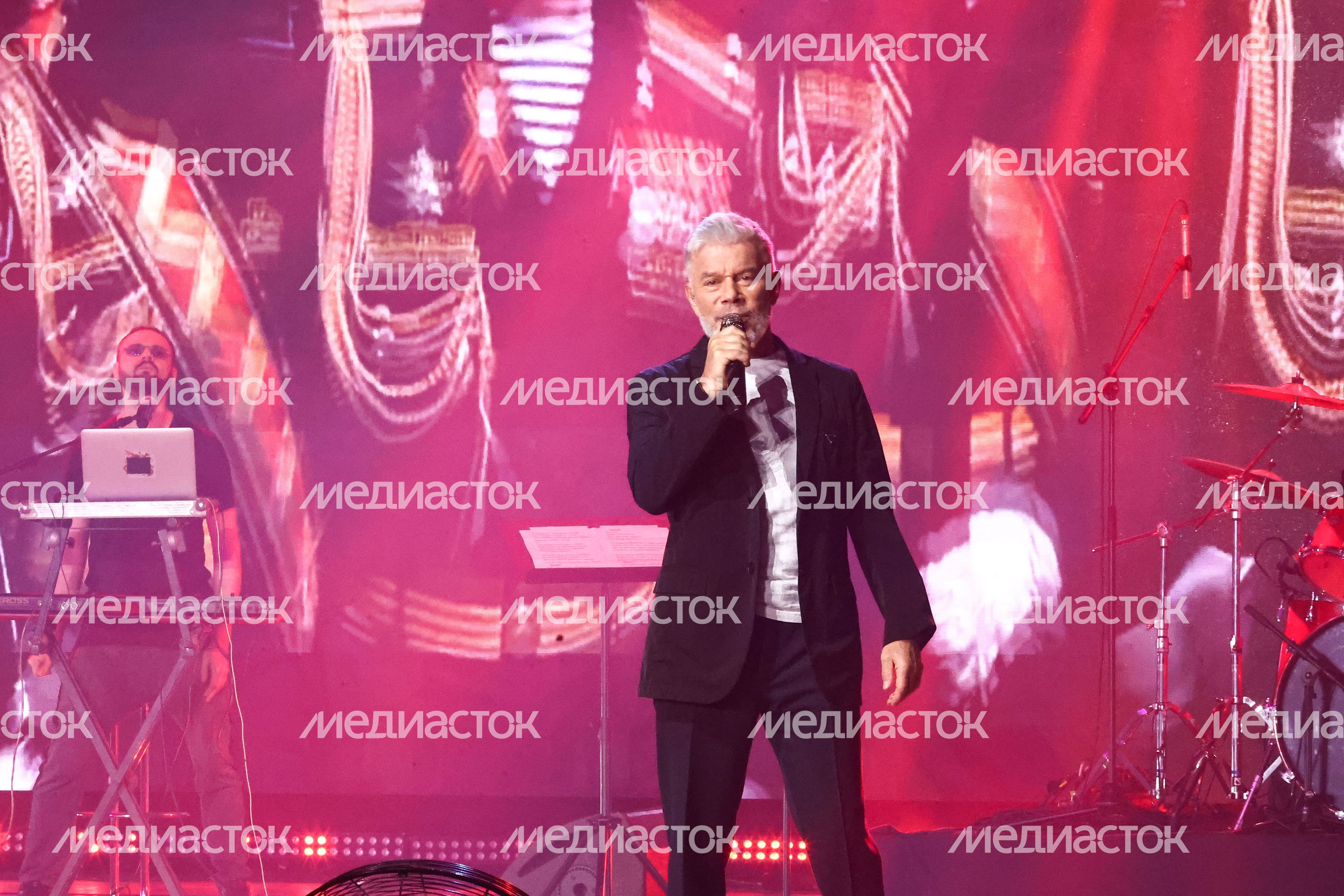 Награждение Губернатором лауреатов губернаторской премии «Мы рядом. Доброе дело»