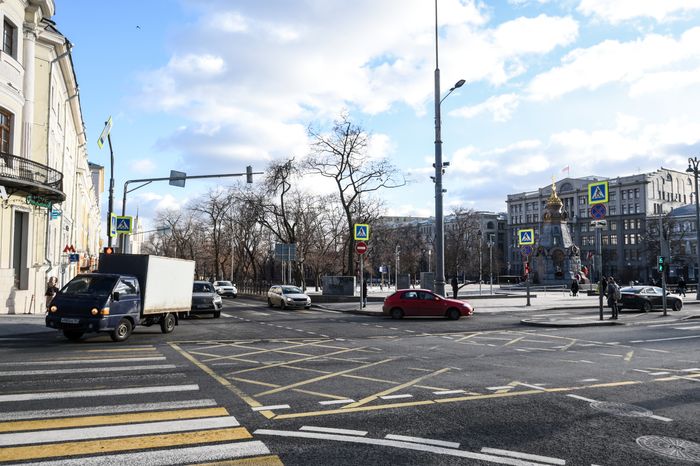 Вафельная разметка на улицах Москвы