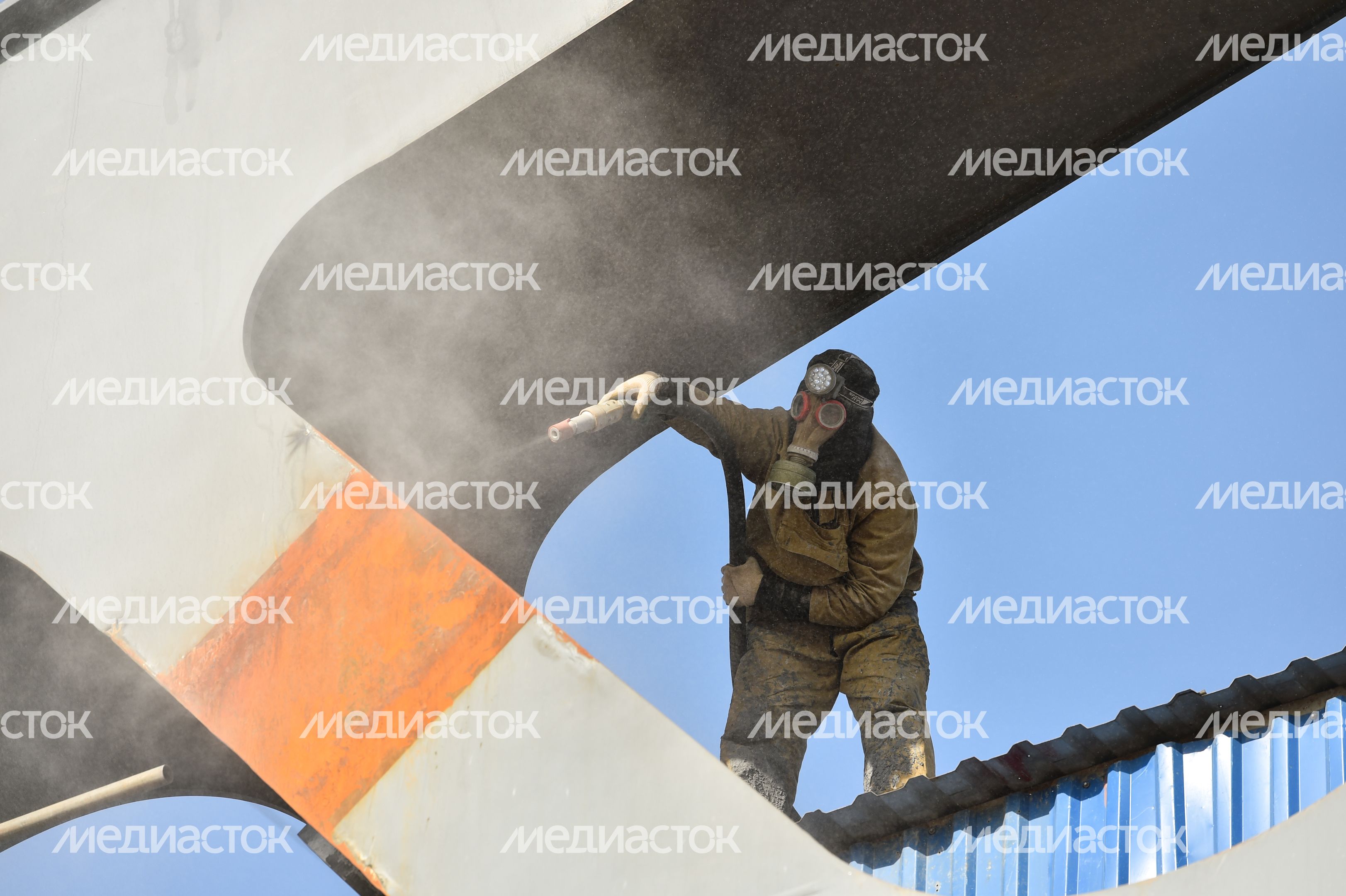 Надвижка арочного пролета на развязке Ленинградского шоссе в Химках