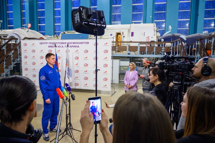 Экзаменационная тренировка космонавта Роскосмоса Андрея Федяева в Центре подготовки космонавтов в Звездном городке