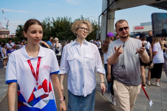 Яна Чурикова на фестивале "Волонтеров Подмосковья" в Красногорске