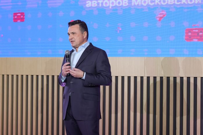 Андрей Воробьёв наградил победителей премии "Золотой пиксель"