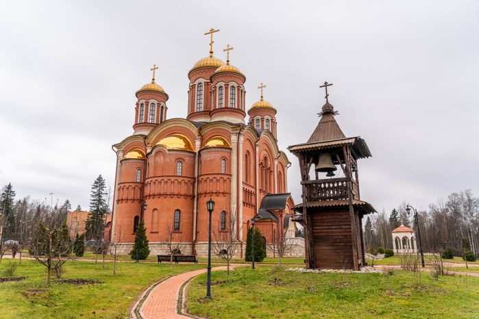 Церковь Серафима Саровского в поселке Селятино Наро-Фоминского округа