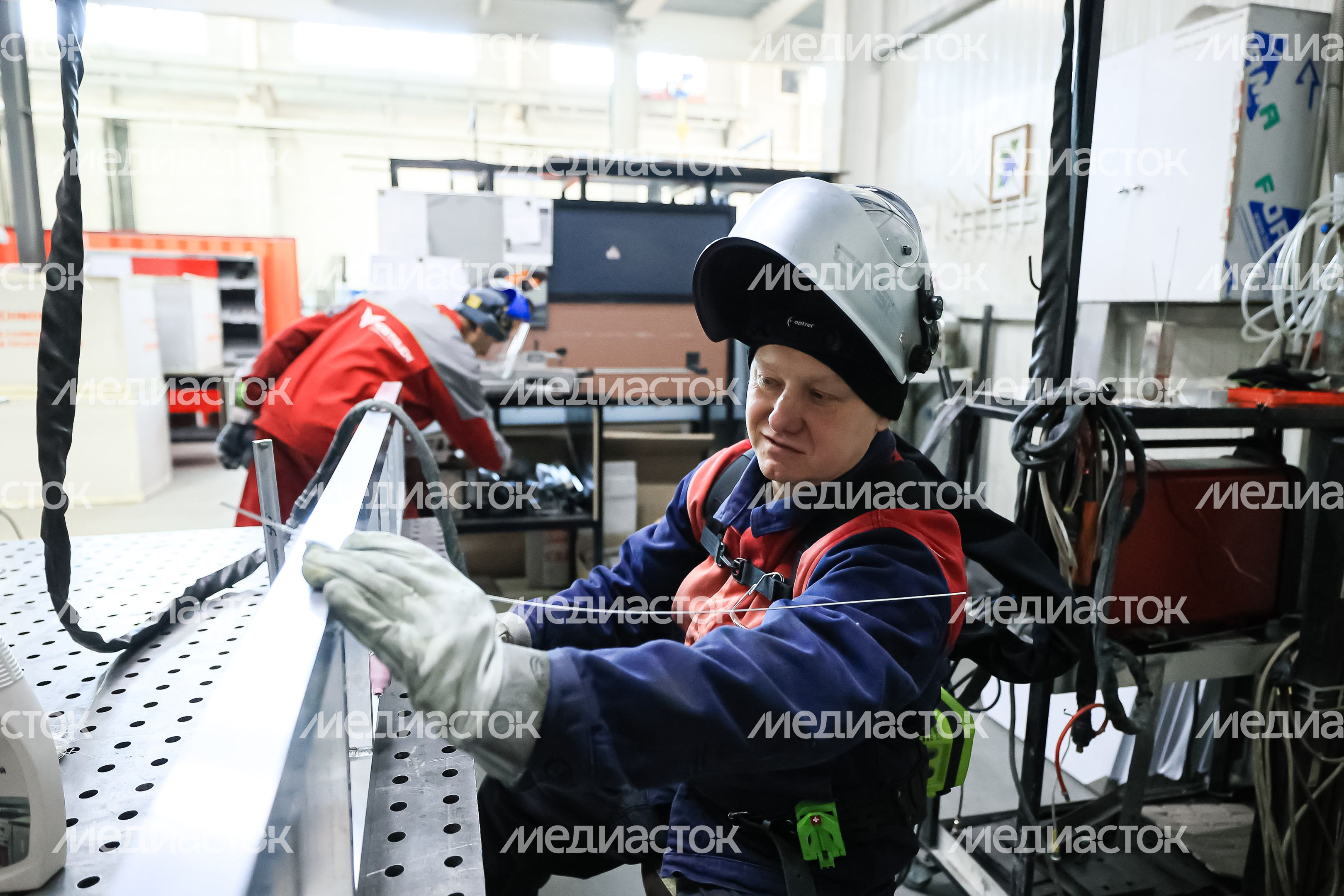 Посещение губернатором производства мобитраков в Истре