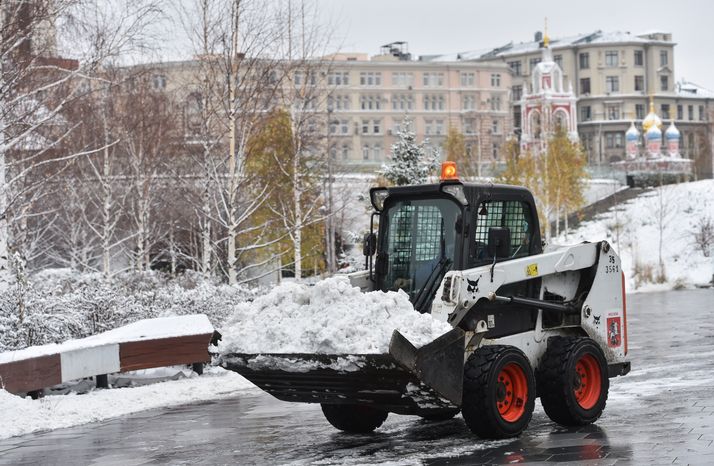 Снежная погода в Москве