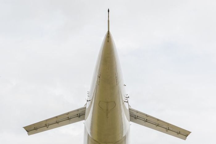 Памятник Ту-144