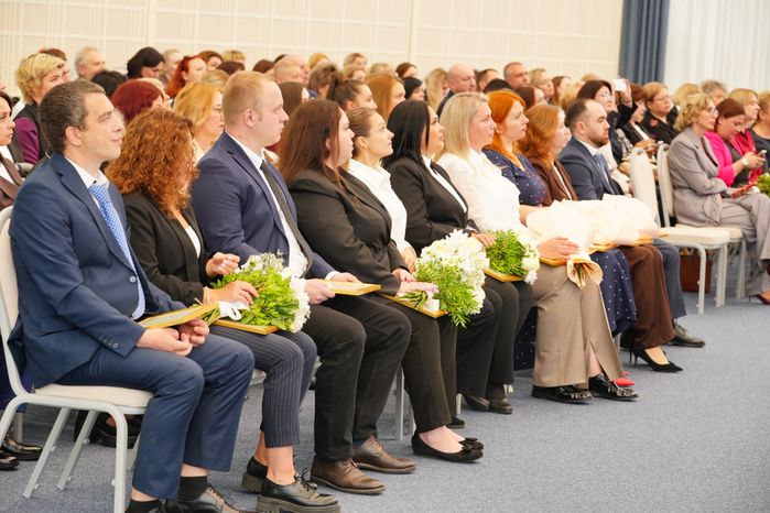 Сотрудников МФЦ Подмосковья поздравили с профессиональным праздником