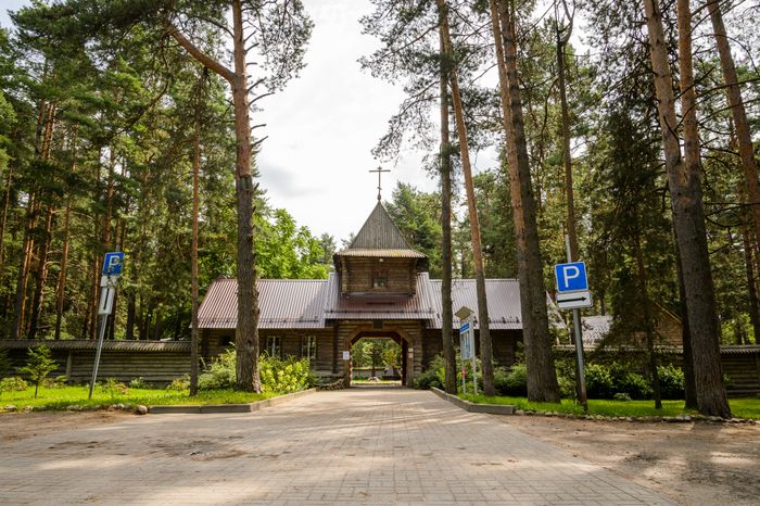 Дубна. Смоленская церковь