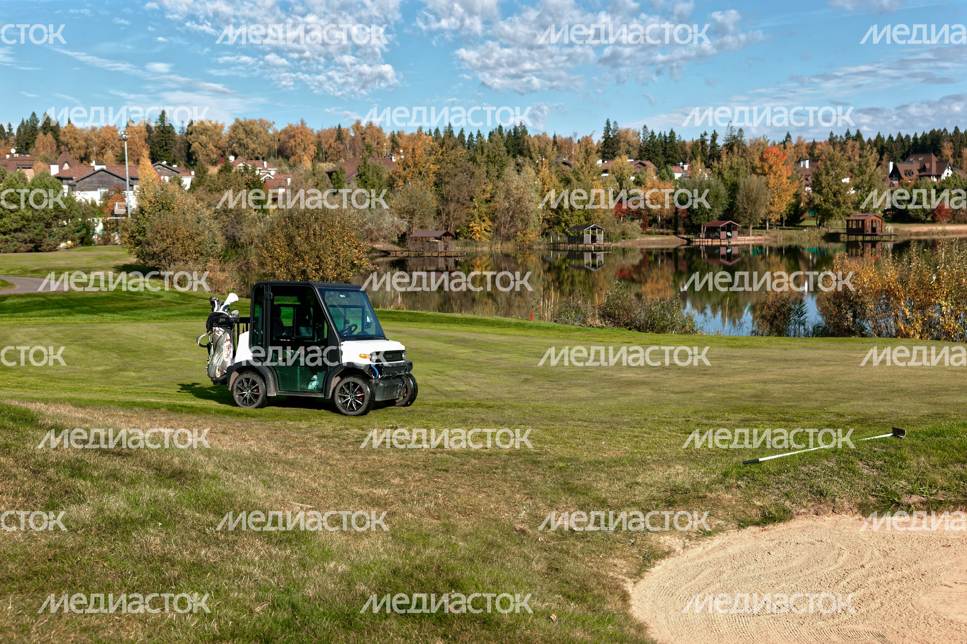 Гольф-поле клуба Dmitrov Golf Resort в Дмитровском округе Гольф-поле клуба Dmitrov Golf Resort в Дмитровском округе
