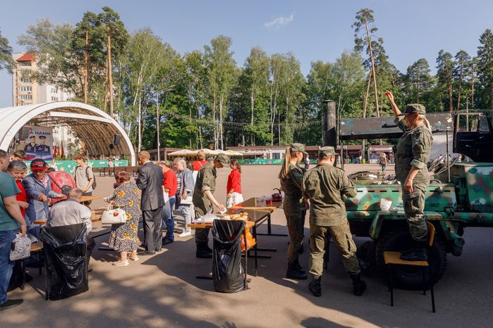 Полевая кухня на патриотическом фестивале «Гордость поколений» в Ногинске Богородского округа