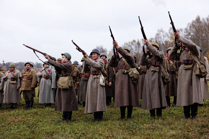 Военно-исторический фестиваль «Москва за нами. 1941 год» на Бородинском поле
