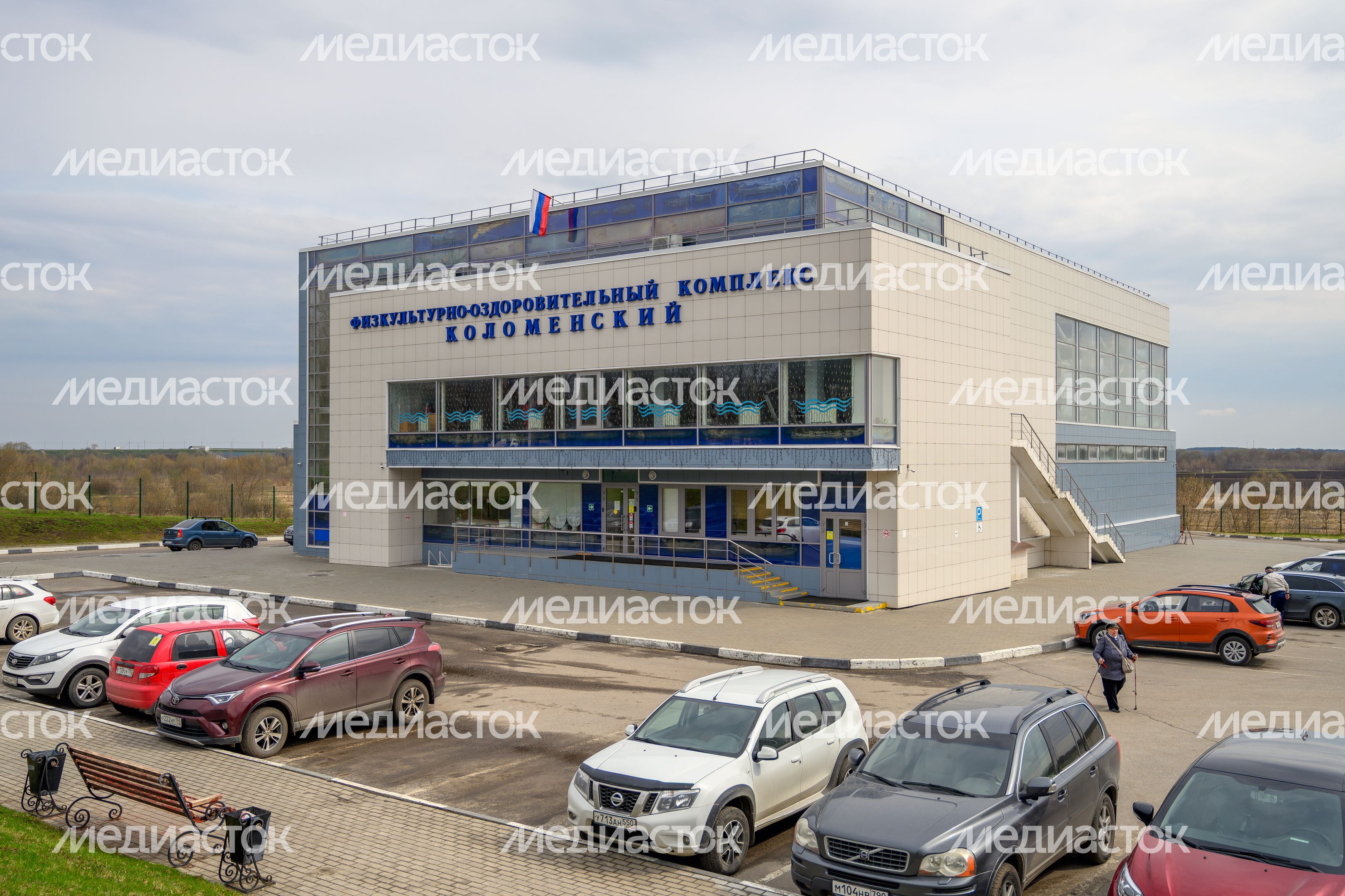 Физкультурно-оздоровительный комплекс «Коломенский» в поселке Радужный округа Коломна Физкультурно-оздоровительный комплекс «Коломенский» в поселке Радужный округа Коломна