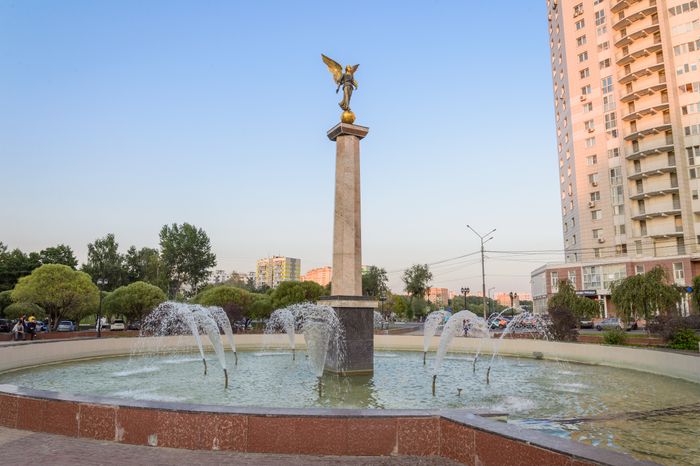 Пушкино. Скульптура ангела (Фонтан)
