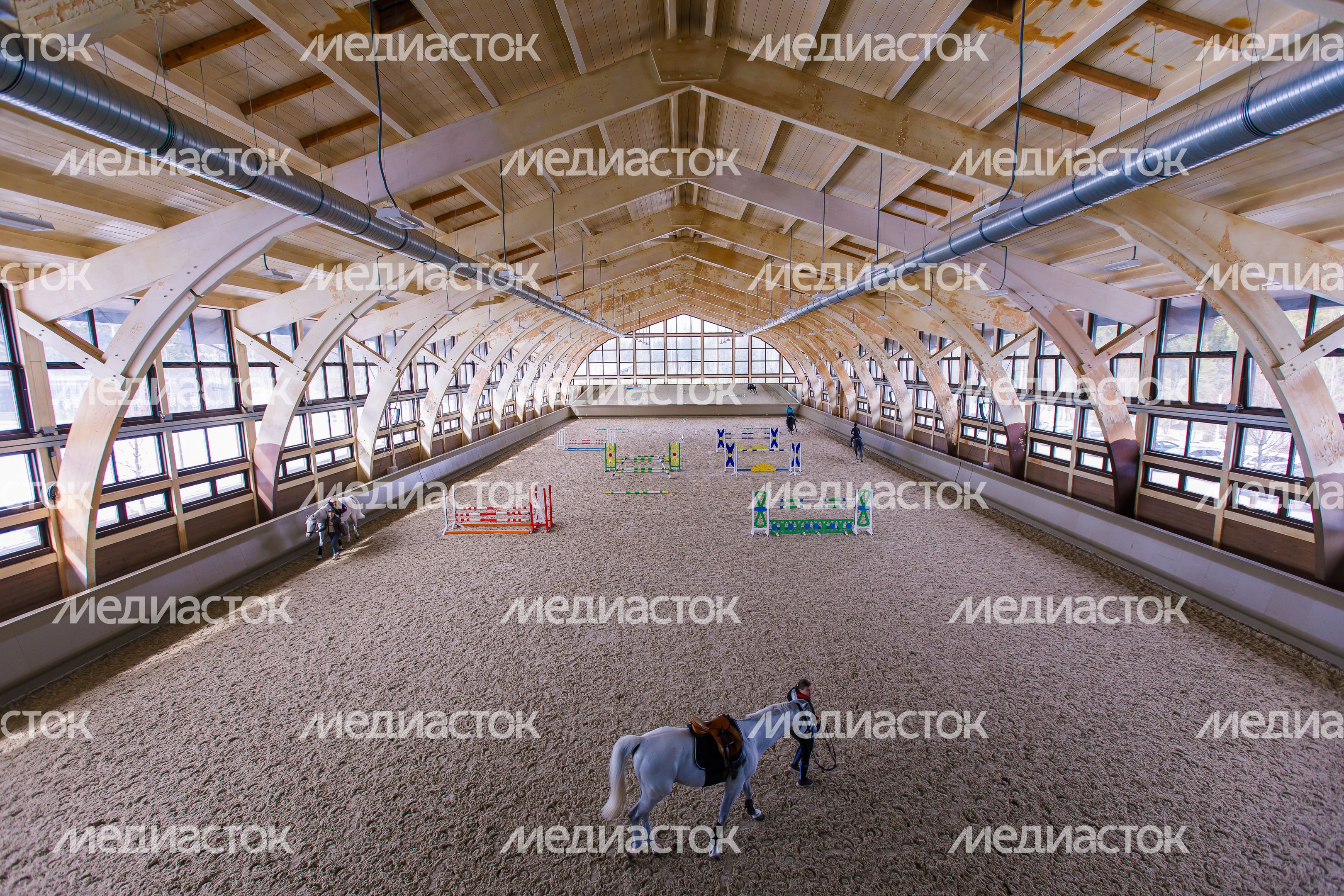 Конноспортивный комплекс Emerald Stables в Клину