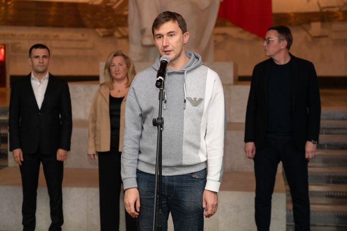 Чемпион мира по шахматам Сергей Карякин стал звездным гостем турнира по блицу в Ленинском округе