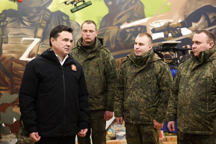 Андрей Воробьев поздравил военнослужащих 45-й отдельной гвардейской инженерной бригады