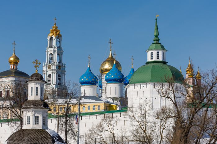 Вид на Свято-Троицкую Сергиеву лавру в Сергиевом Посаде
