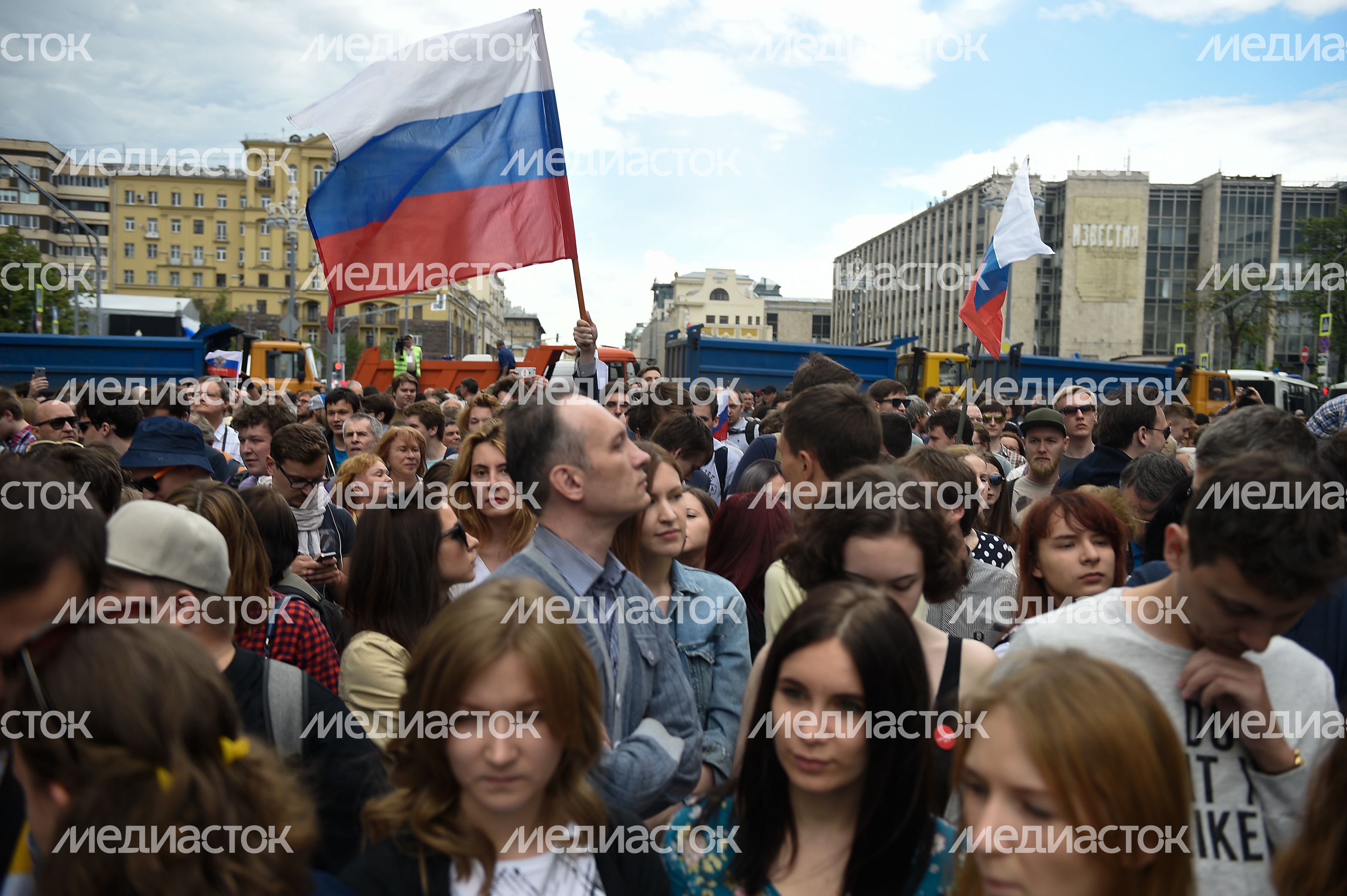 В День России на Тверской Прошел несанкционированный Митинг оппозиции