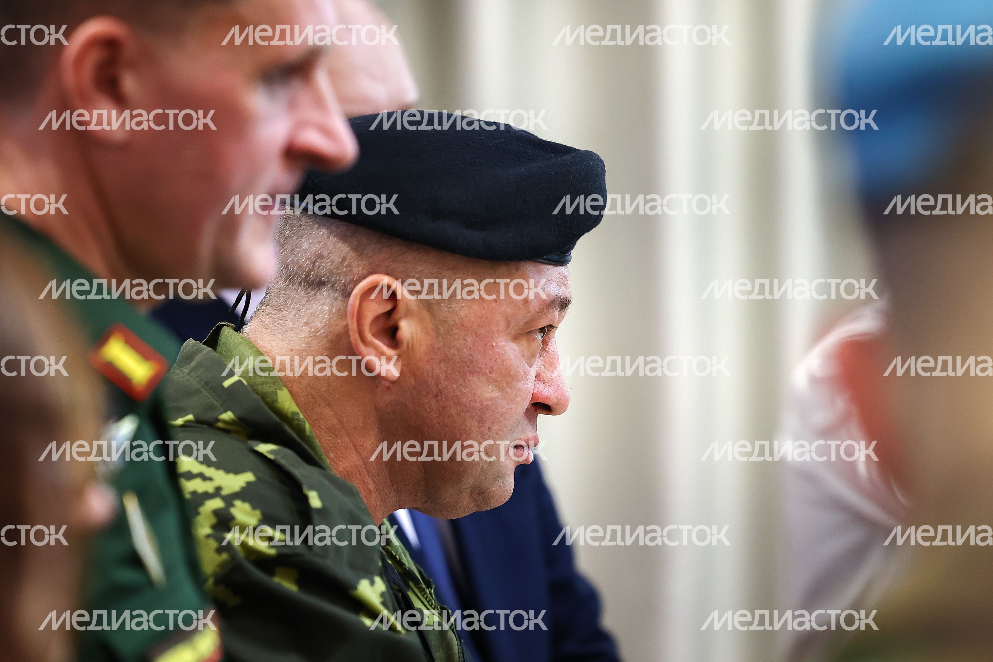 Награждение добровольцев из отряда «БАРС» Губернатором Подмосковья