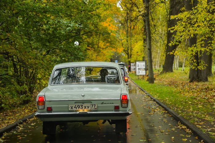 Ленинские Горки. Закрытие летнего сезона Клуба любителей автомобилей «Волга-242»